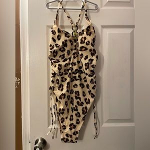 Kona Sol women’s leopard bathing suit